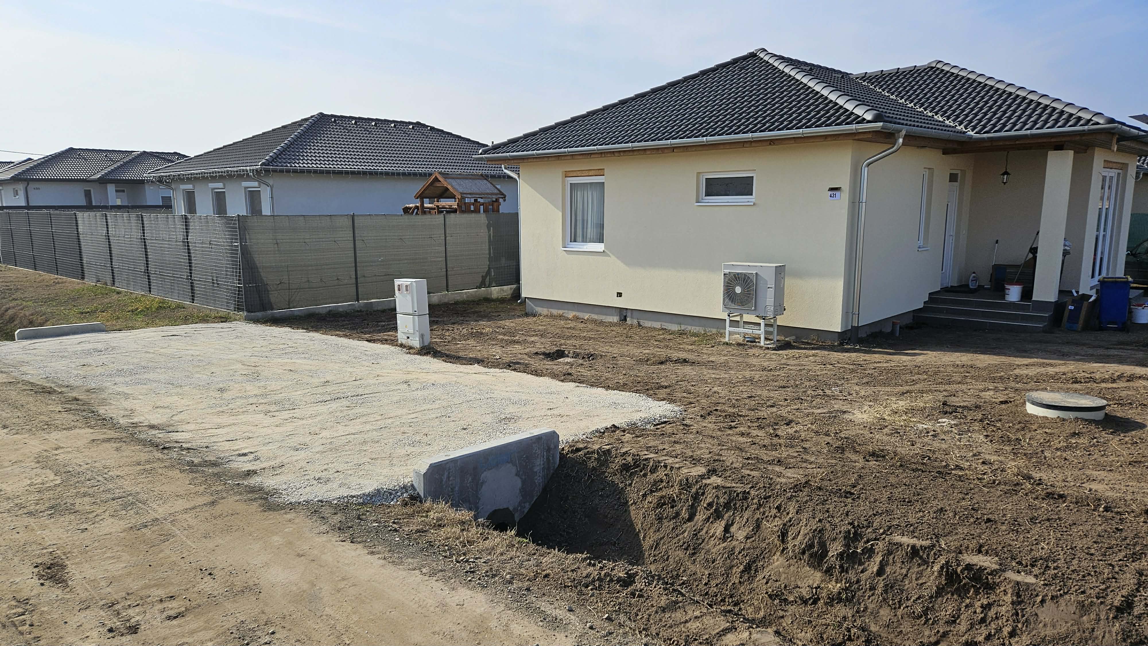 Lakóház körüli finom tereprendezés