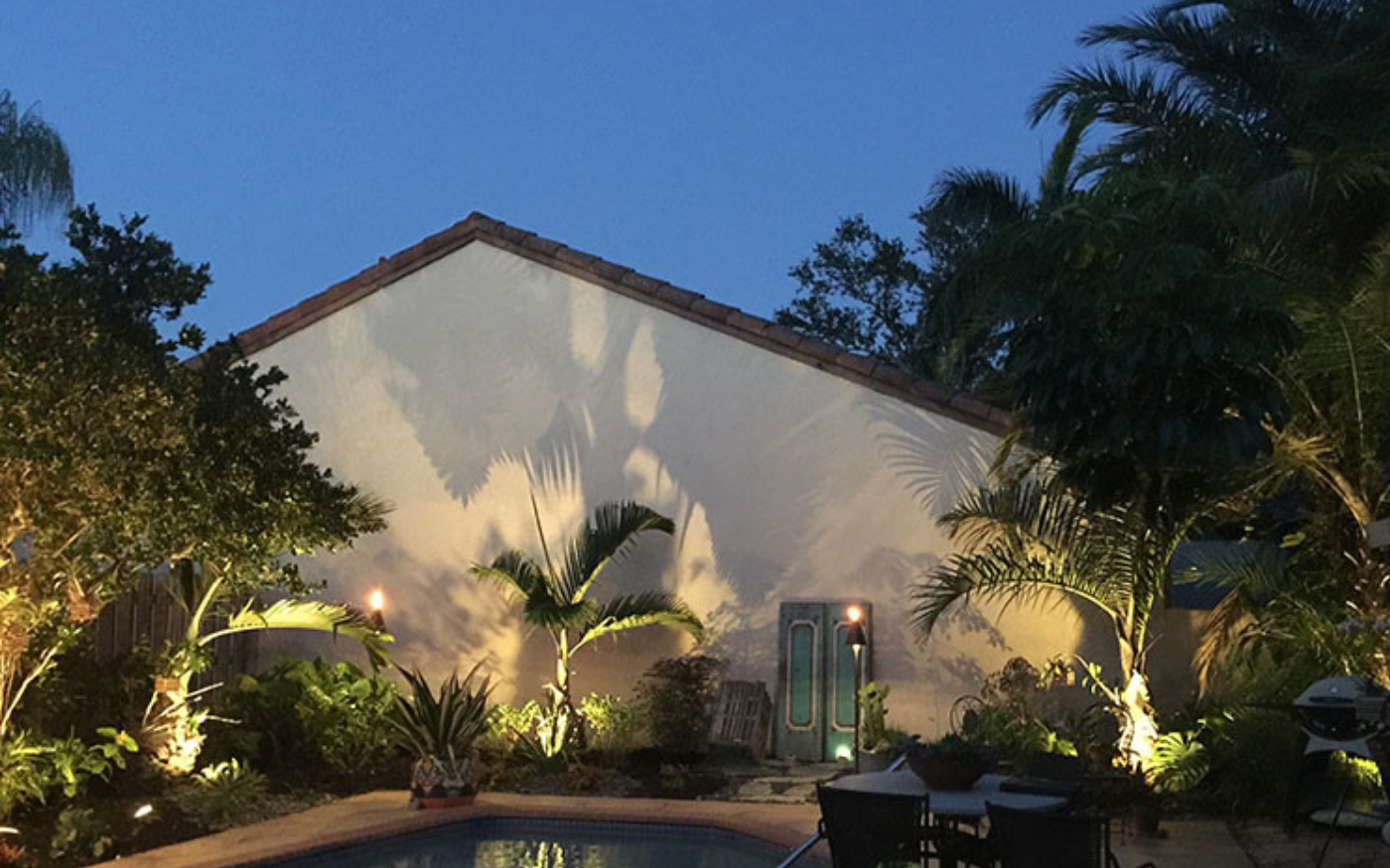 Outdoor Living Lighting