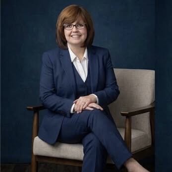 Professional portrait of Shelley Hagen