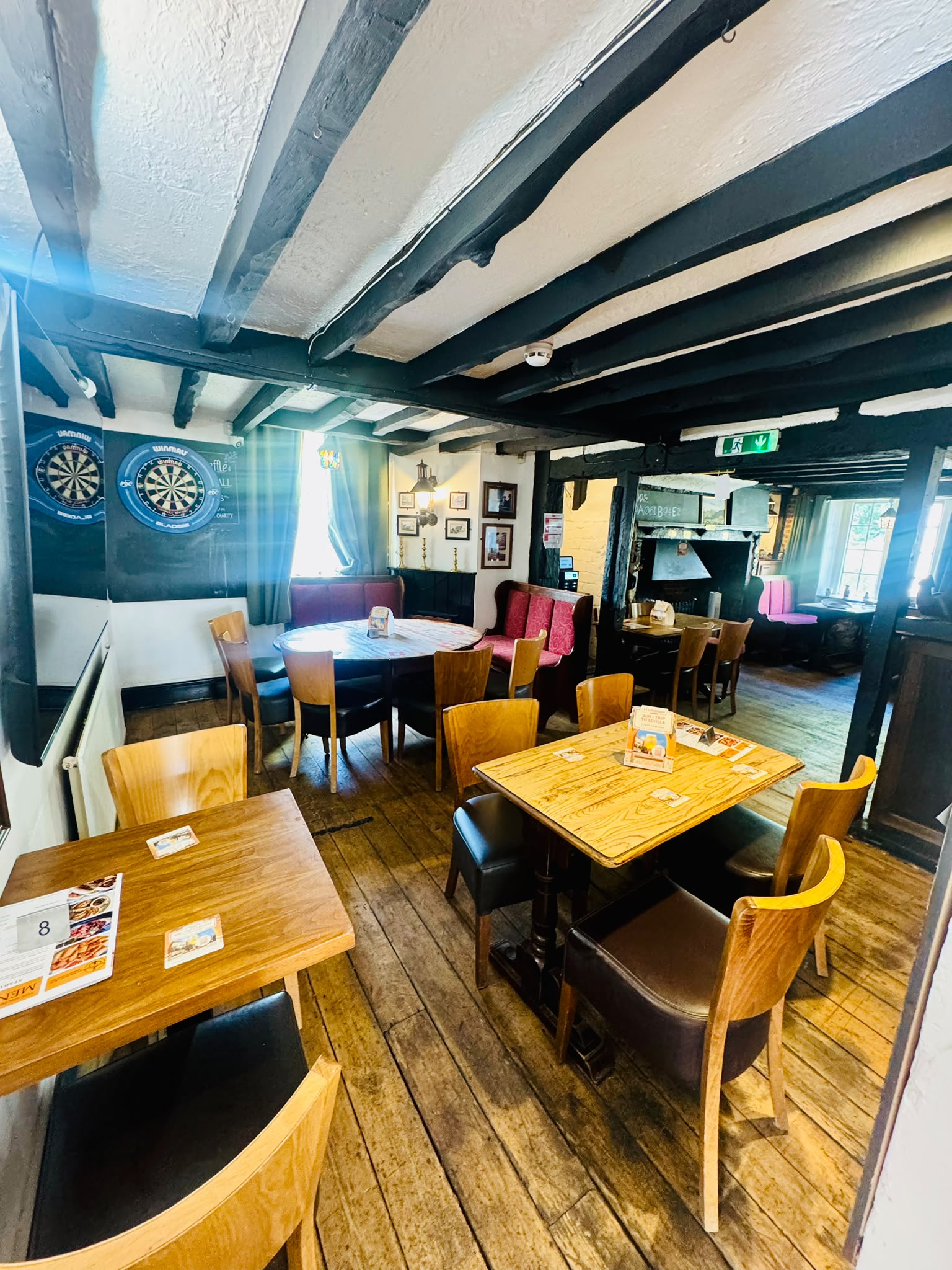 The Anchor Bookham dining area, available for private gatherings and functions