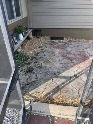 {{ custom_values.service_1 }} in {{custom_values.area_1})