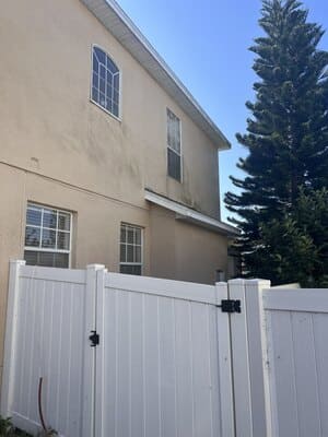 {{ custom_values.service_3 }} in {{custom_values.area_3})