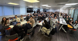 由新加坡電商天王Andy主講的“2小時AI電商極速培訓”課程,正是為香港本地中小企、創業者及品牌量身打造的解決方案。 由新加坡電商天王Andy主講的“2小時AI電商極速培訓”課程,正是為香港本地中小企、創業者及品牌量身打造的解決方案。