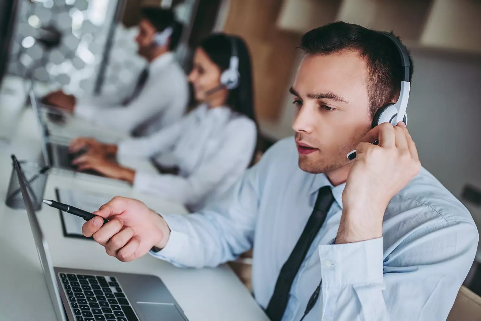 k_Street Consulting team providing Service Desk support in DC Metro Area office