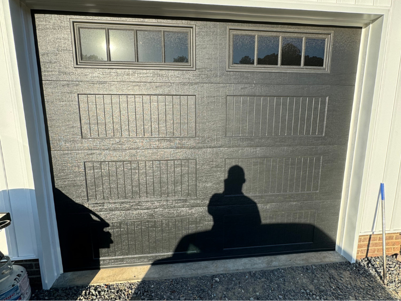 Commercial roll-up garage door