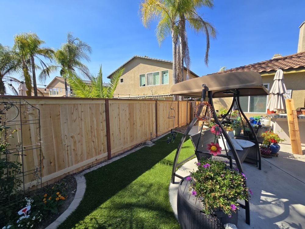Wood privacy fence project by Islas Fencing