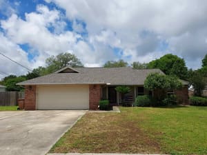 {{ custom_values.service_4 }} in {{custom_values.area_2})