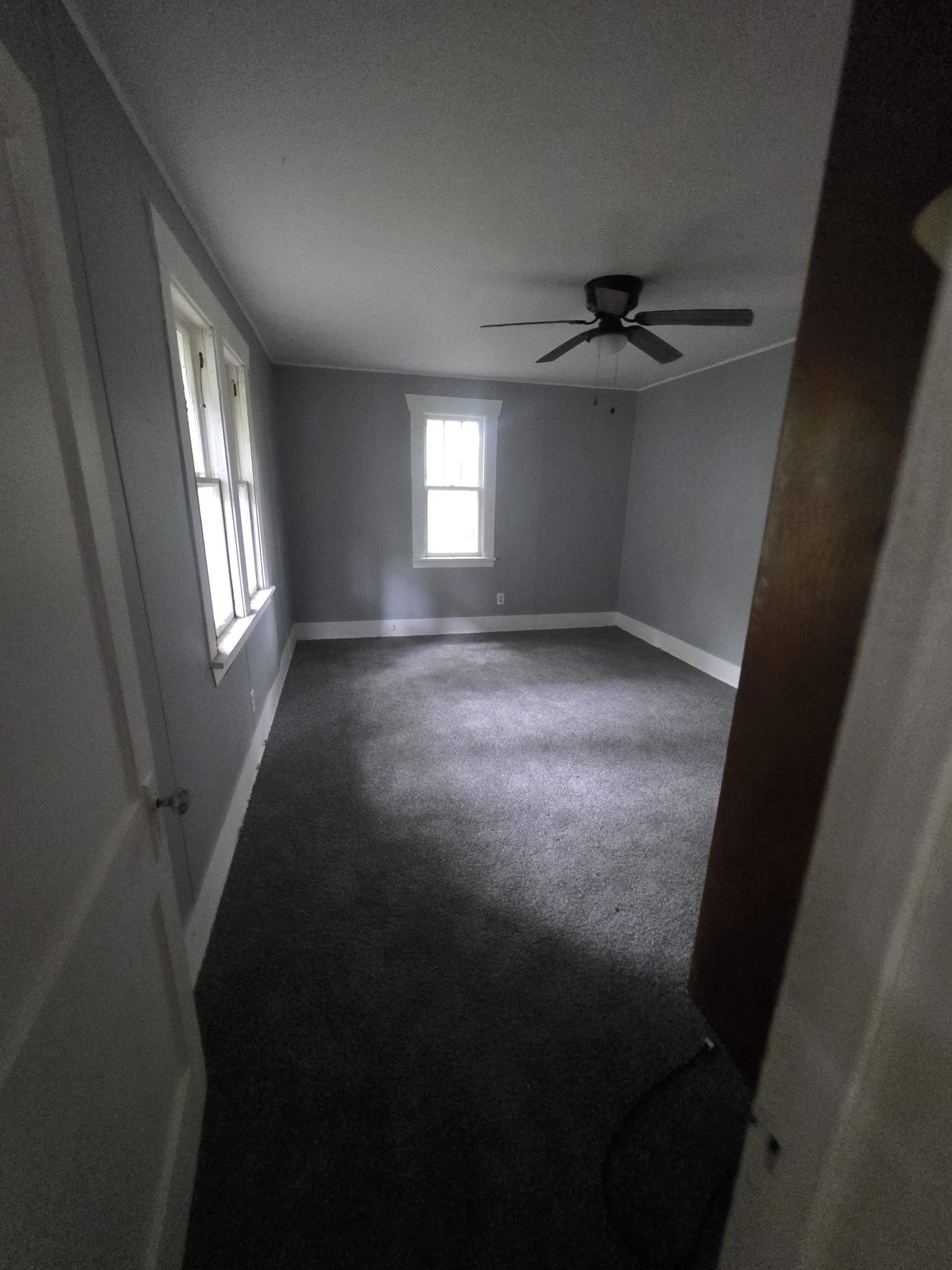 712 W Waggoner photo 4
