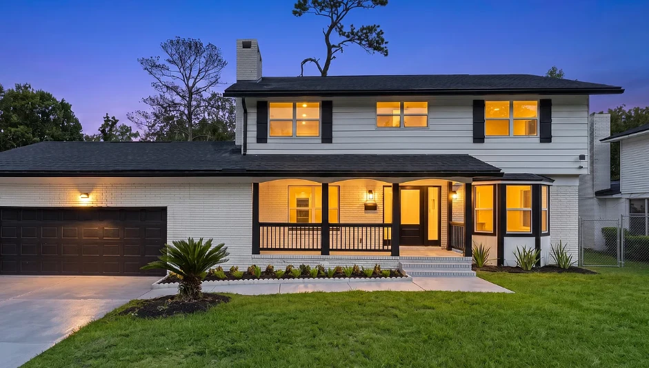 Beautiful renovated Florida home at dusk
