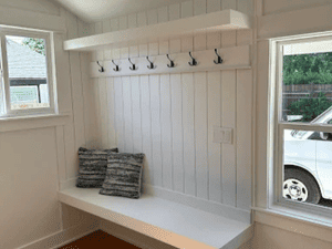 {{ custom_values.service_1 }} in {{custom_values.area_3})