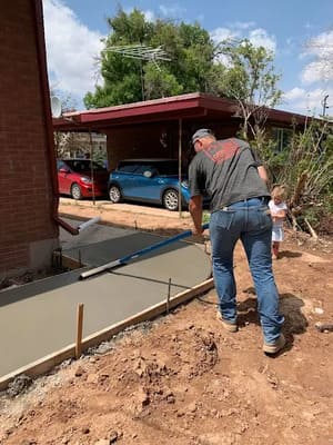 {{ custom_values.service_2 }} in {{custom_values.area_4})