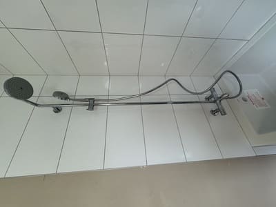 {{ custom_values.service_1 }} in {{custom_values.area_3})