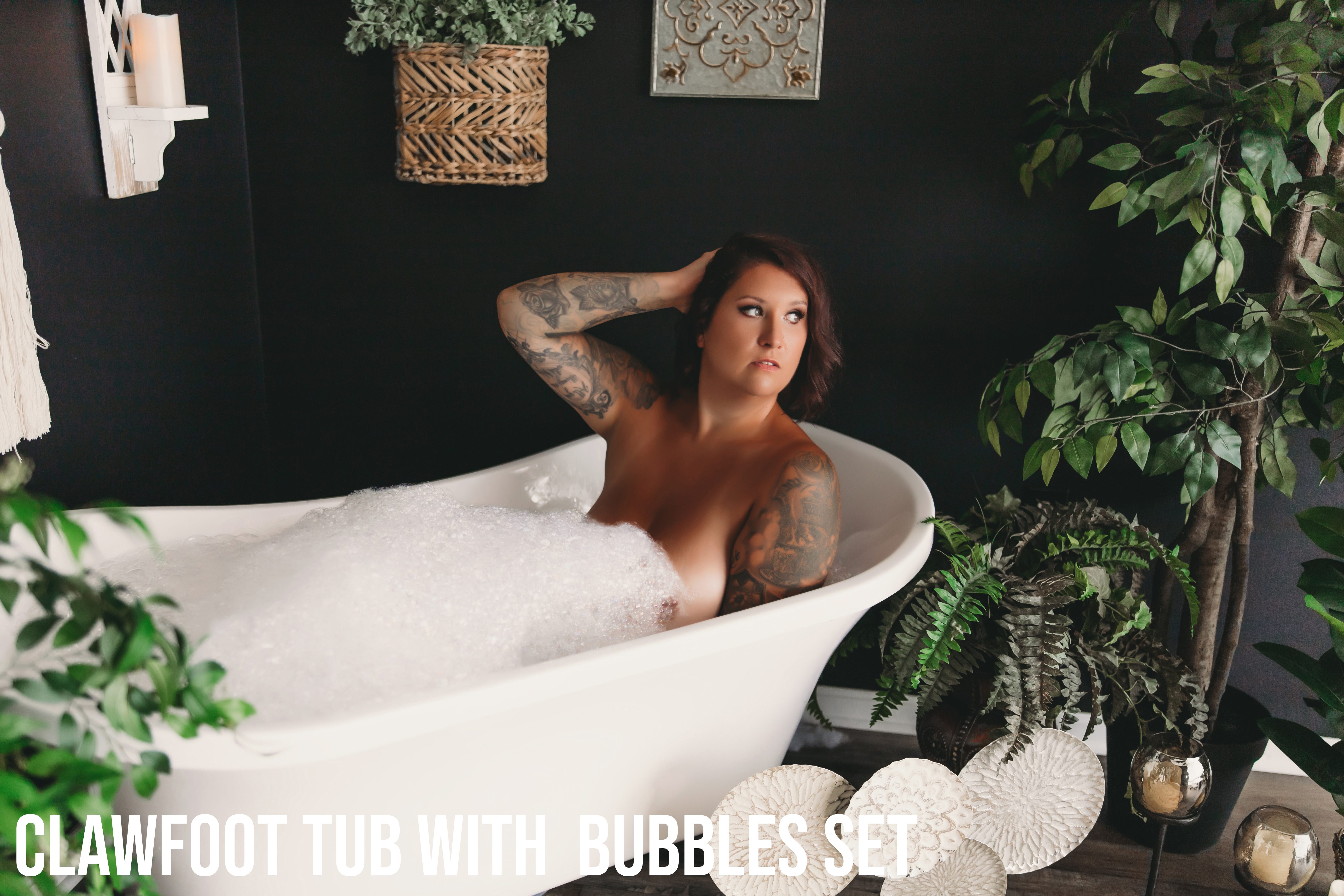 Clawfoot Tub with Bubbles Bonus Set
