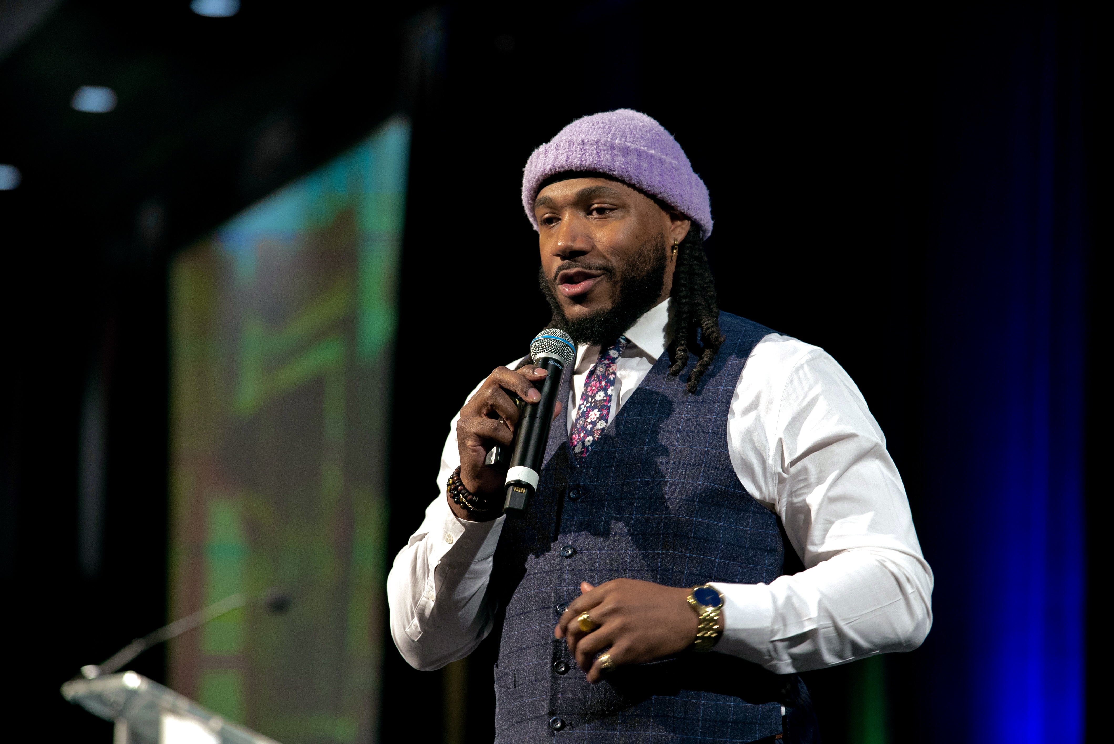 Oliver J. North speaking on stage