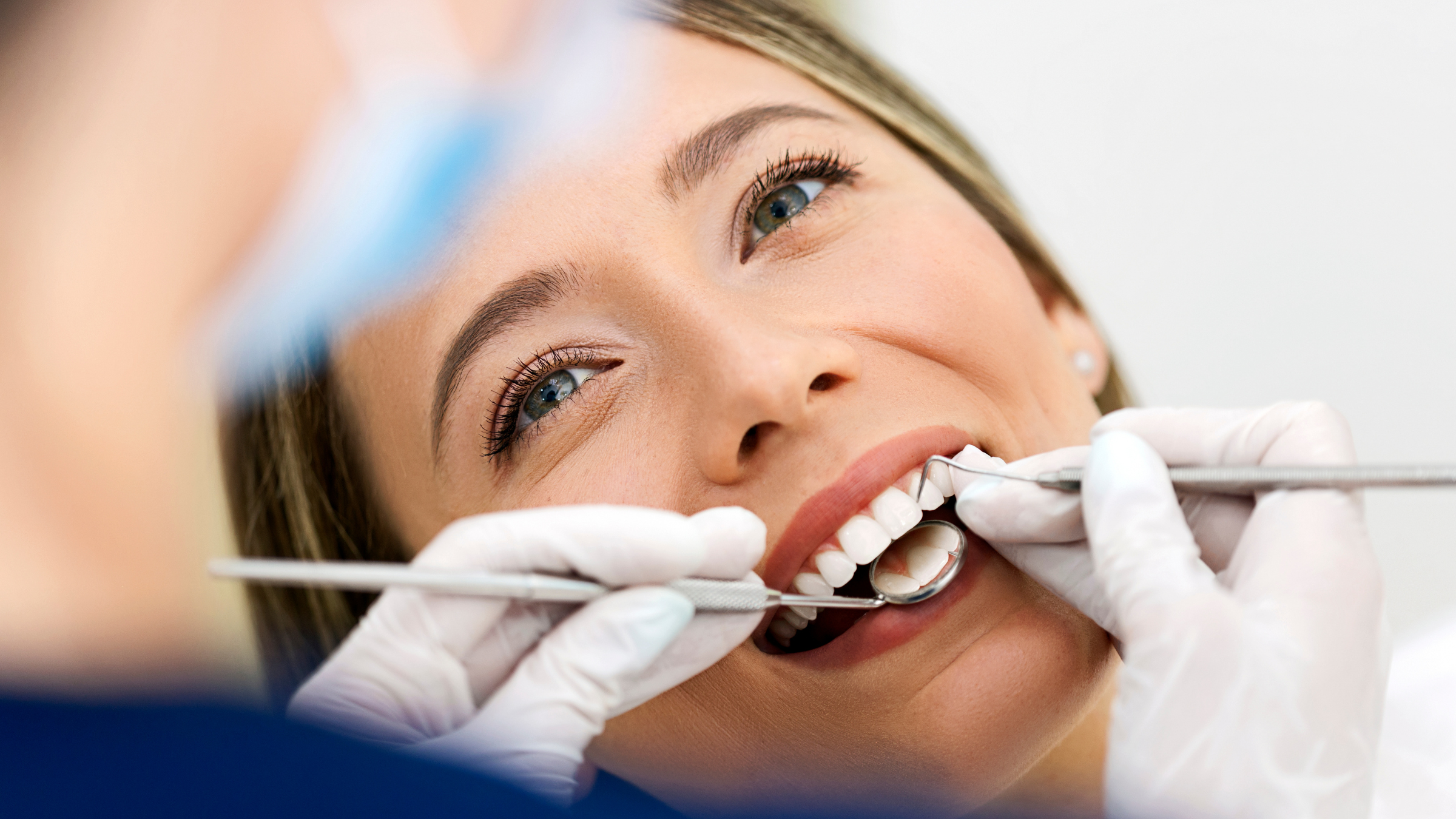 Mosolygó páciens a Fülöp Dentál fogászaton