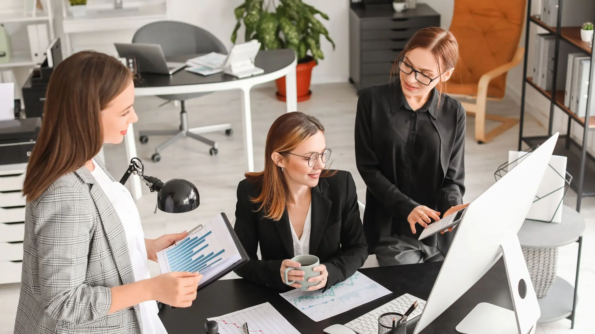 Cajabra CRM gives accounting firms exactly that foundation.