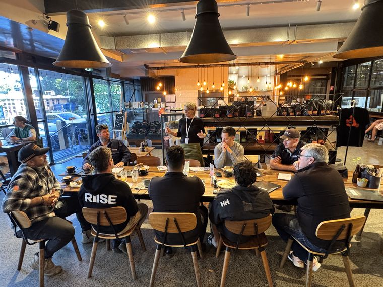 BuildUp peer table