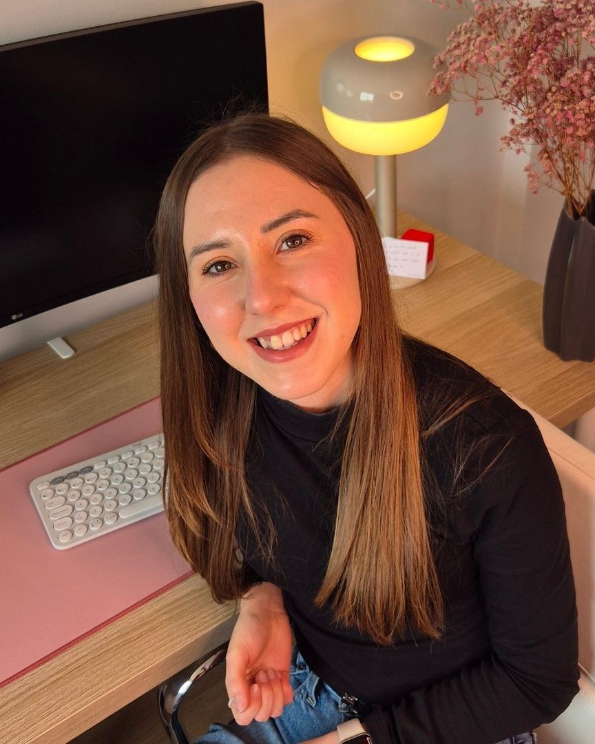 Núria García, fundadora de Conecta Branding, agencia de redes sociales y automatización con IA en Tarragona