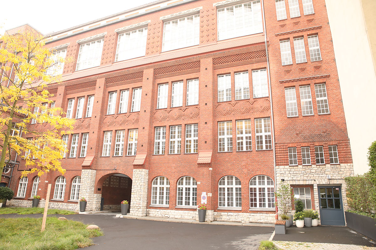 International School of Management