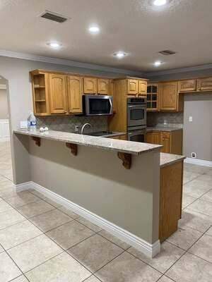 {{ custom_values.service_4 }} in {{custom_values.area_4})