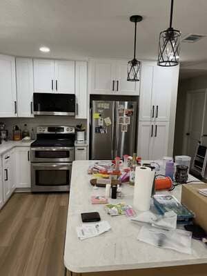 {{ custom_values.service_1 }} in {{custom_values.area_1})