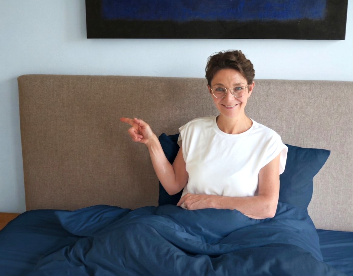 Frau im Bett