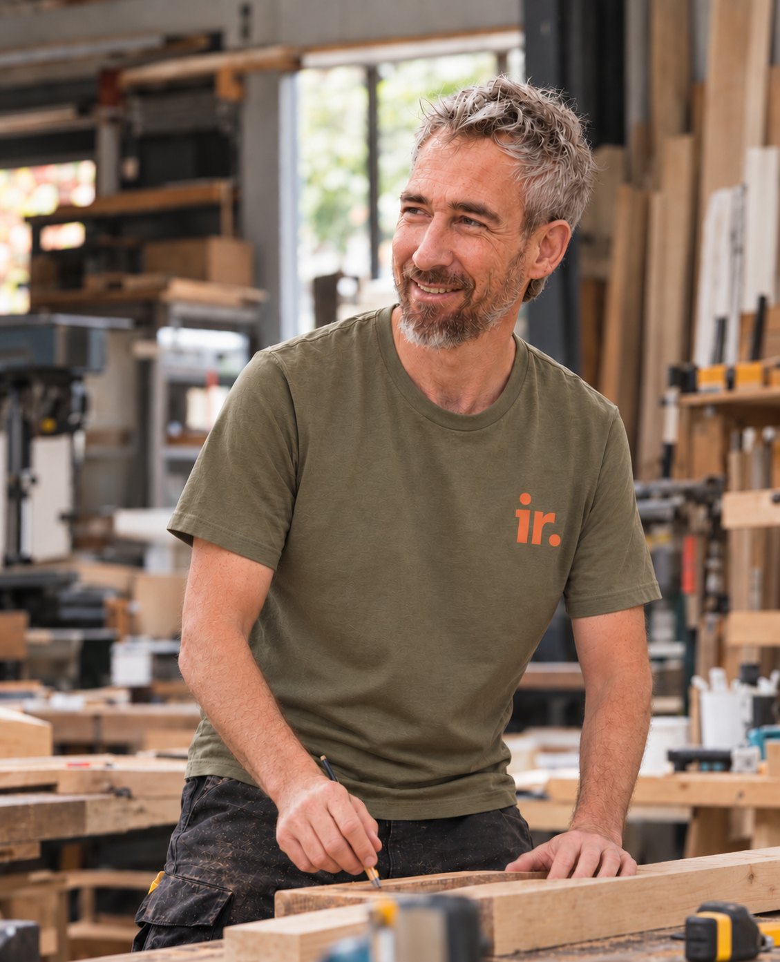 Ian, founder of ireidesign, in the workshop