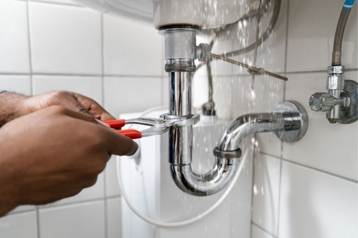 burst pipe repair near me
