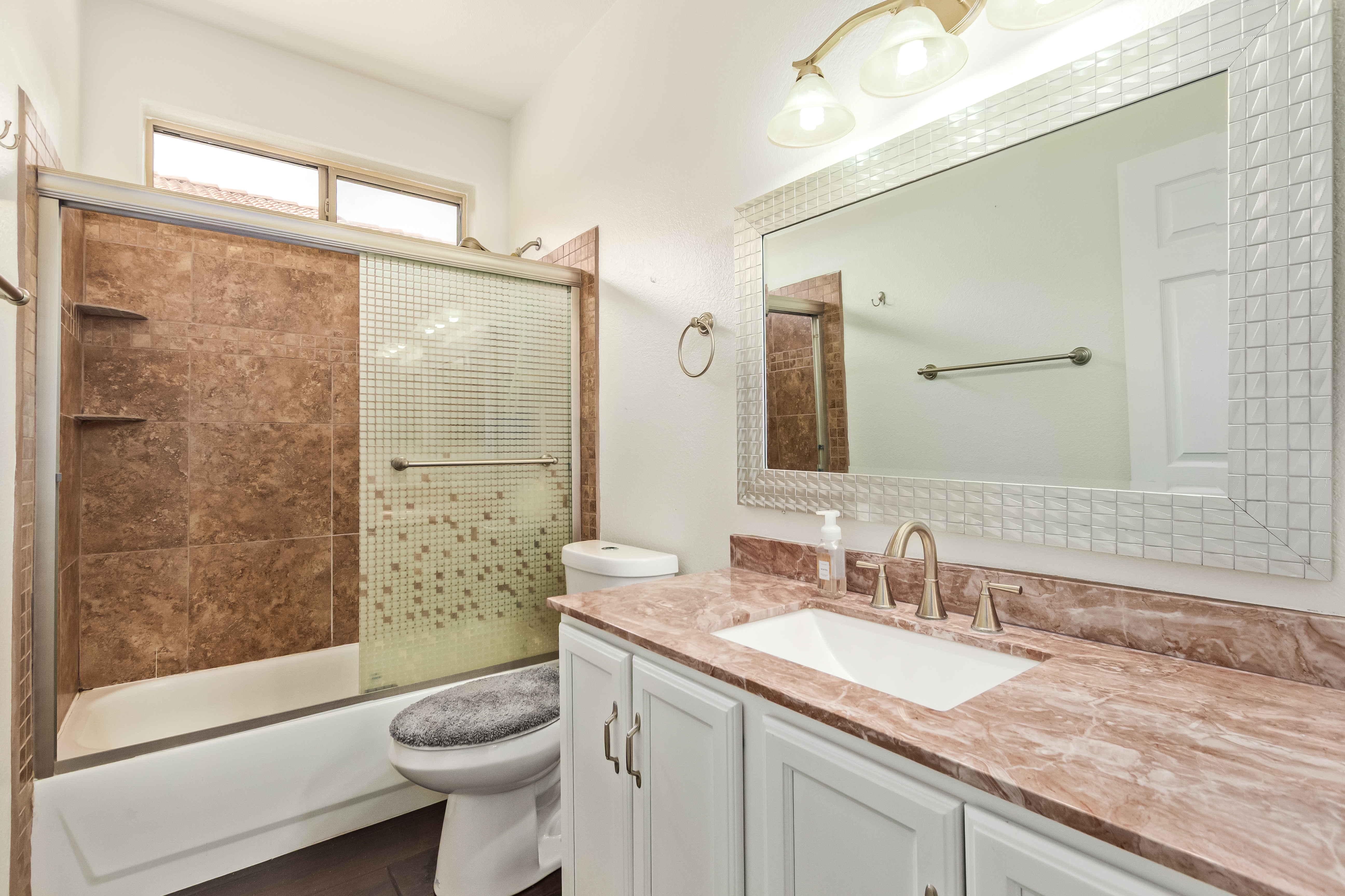 New Beginnings Living home photo 22