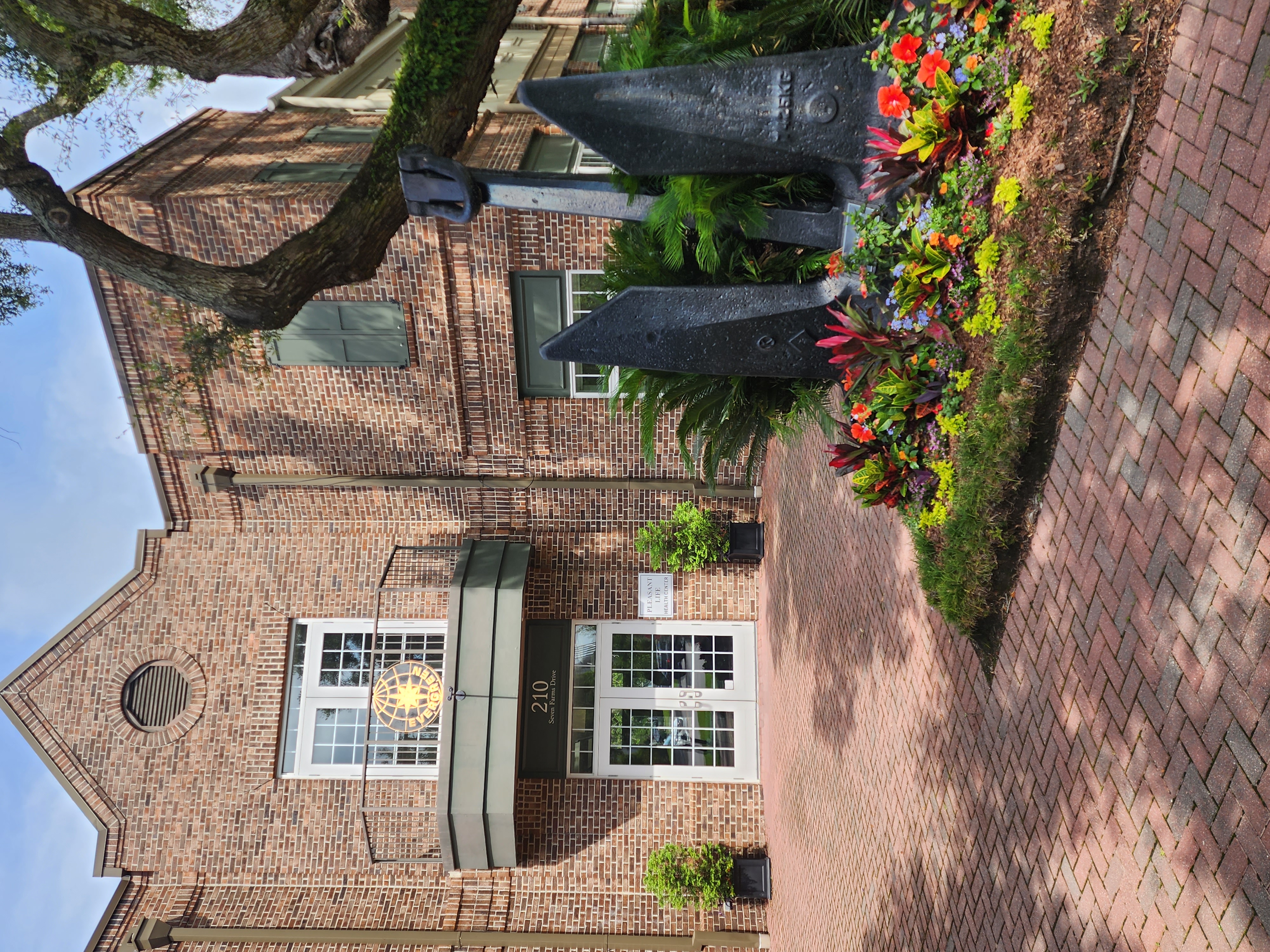 Pleasant Life Health Center exterior building - professional healthcare facility in Charleston SC