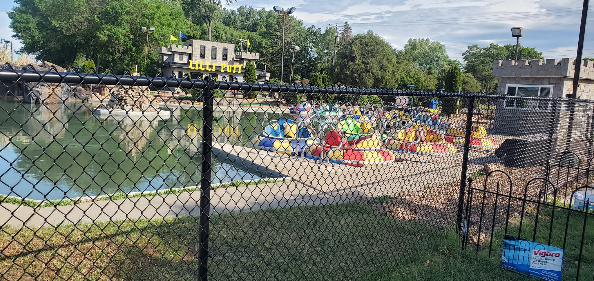  Black Chain-Link Fence