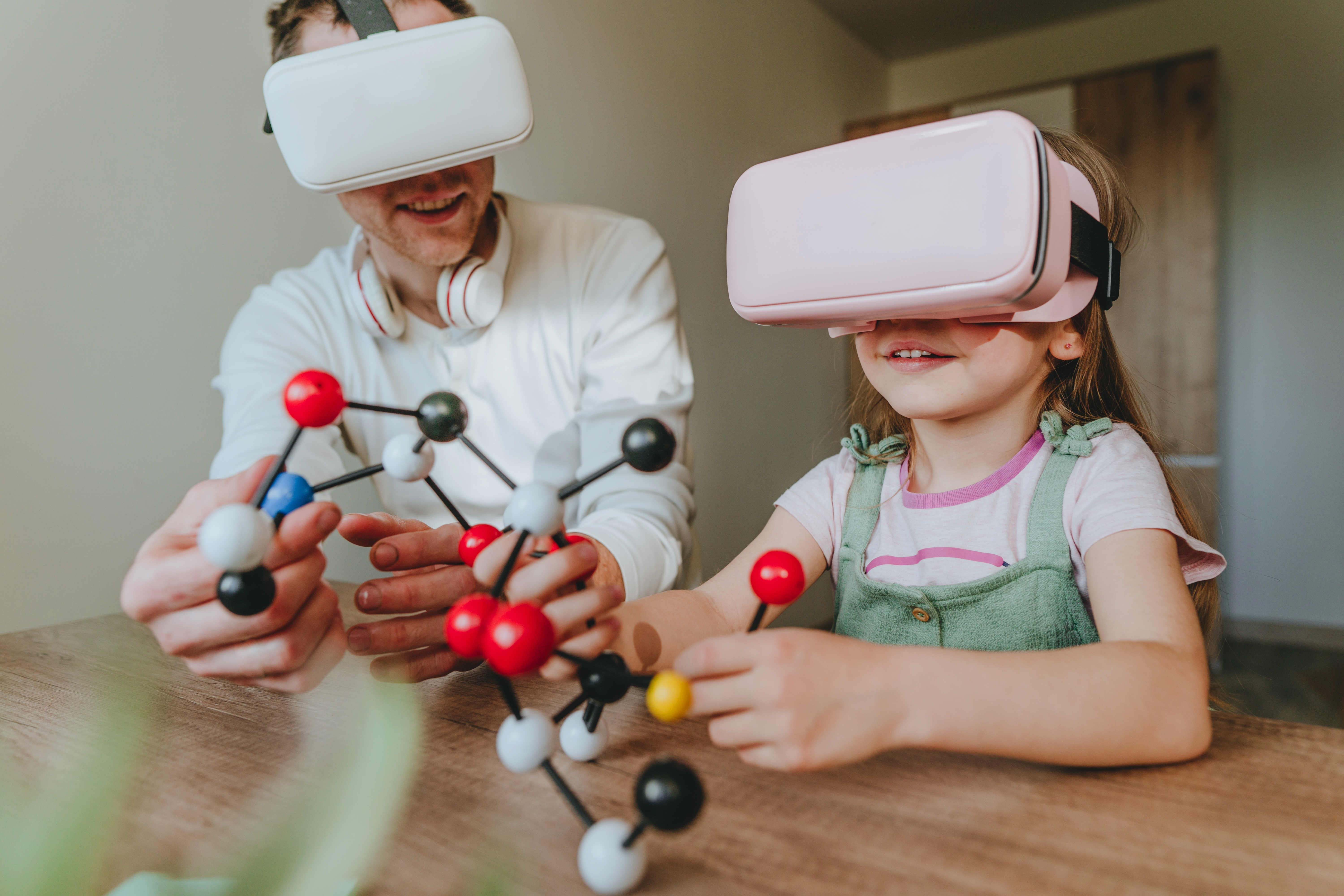 homeschool solutions with people using VR headsets at Victoryxr.co