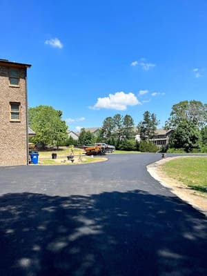 Asphalt paving seal coating in Ellijay