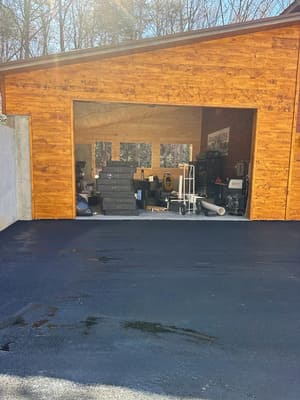 {{ custom_values.service_3 }} in {{custom_values.area_3})