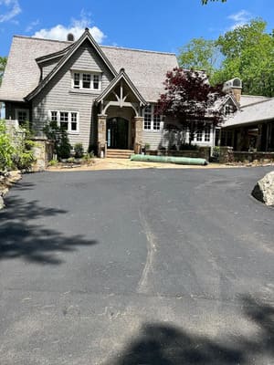 {{ custom_values.service_2 }} in {{custom_values.area_2})