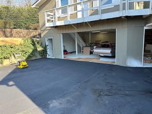 {{ custom_values.service_3 }} in {{custom_values.area_3})