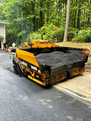 {{ custom_values.service_2 }} in {{custom_values.area_2})