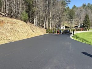 Asphalt paving parking lots in Blue Ridge