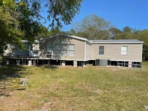 {{ custom_values.service_1 }} in {{custom_values.area_4})