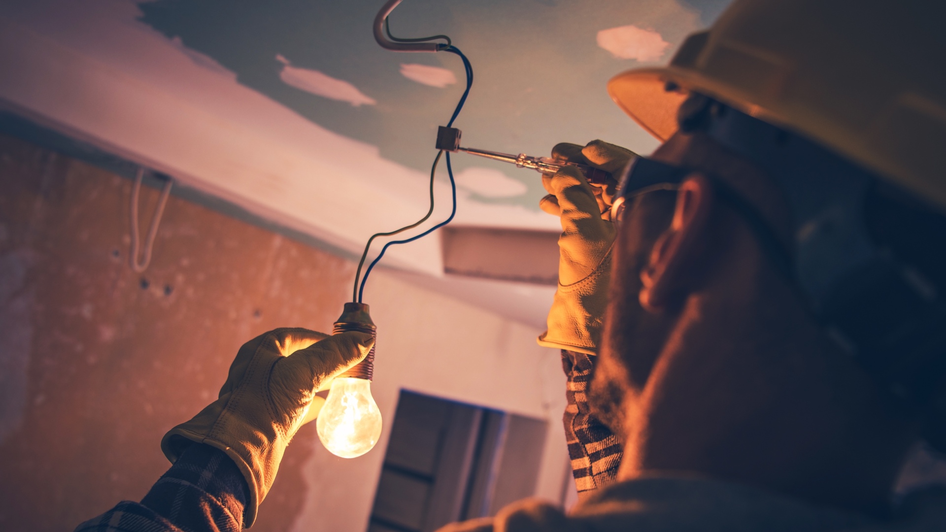 {{ custom_values.service_1 }} in {{custom_values.biz_area_1})