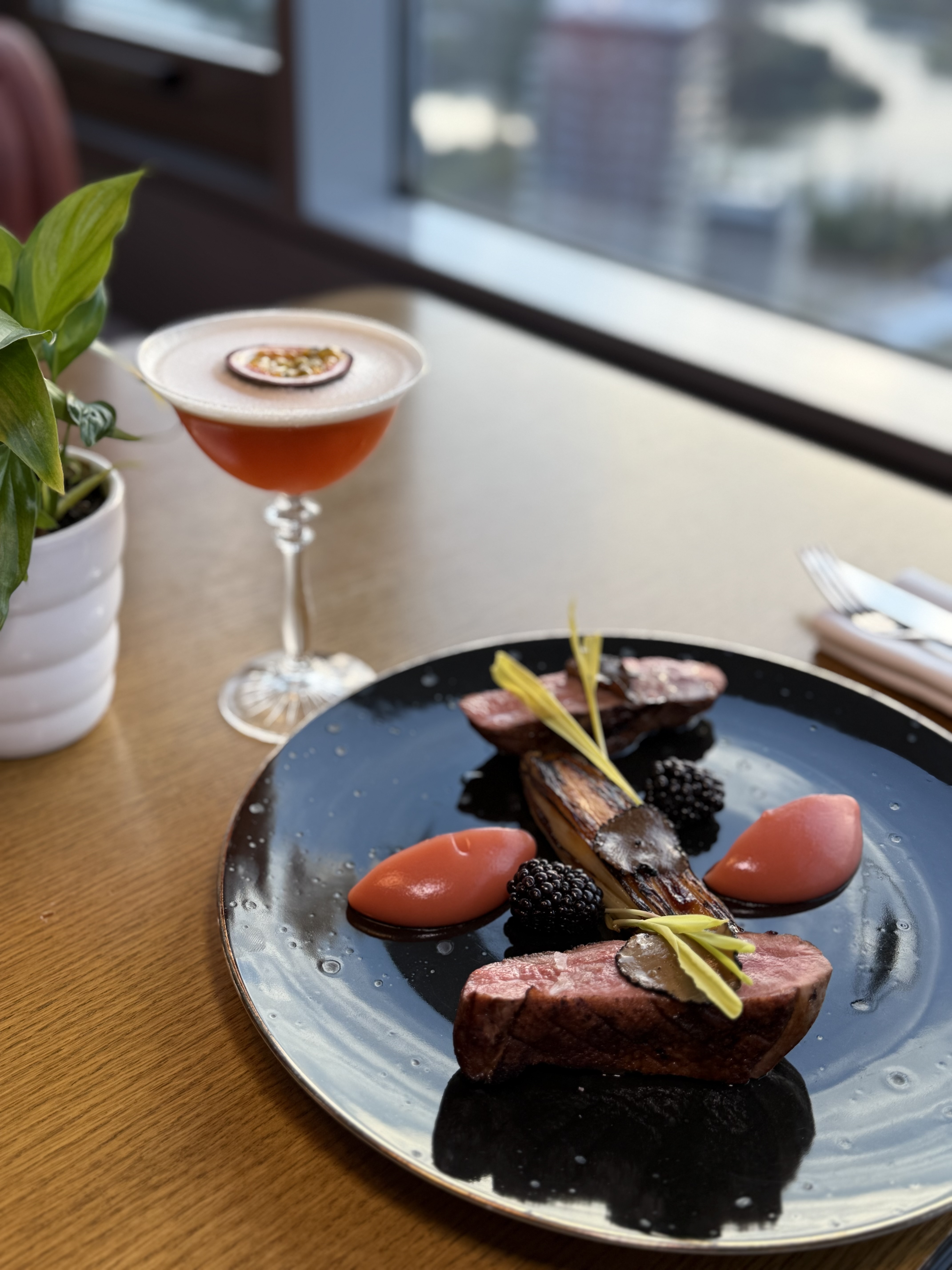 NOR Sky — cocktails and bar selection