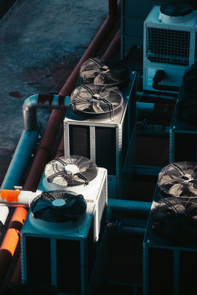 Rooftop commercial air conditioning condenser units
