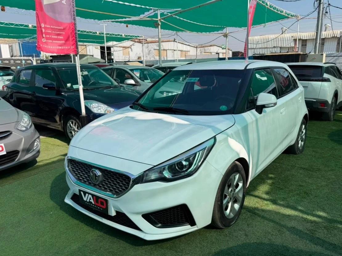 MG 3 2022 fotografiado por VALO Automotriz