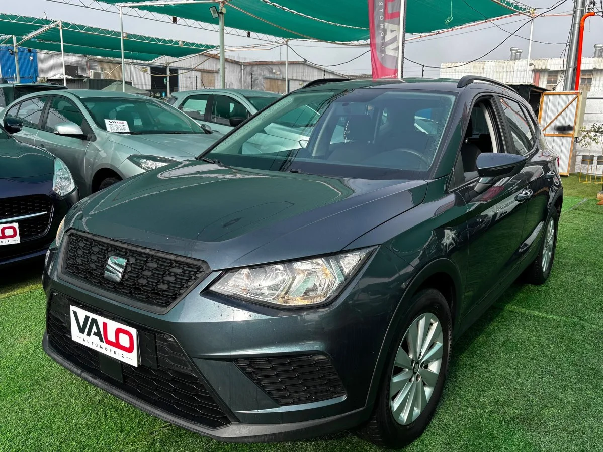 SEAT Arona 2020 fotografiado por VALO Automotriz