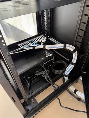 {{ custom_values.service_2 }} in {{custom_values.area_3})