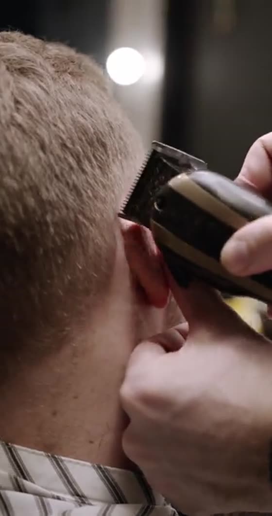 Jazzas Cuts & Care