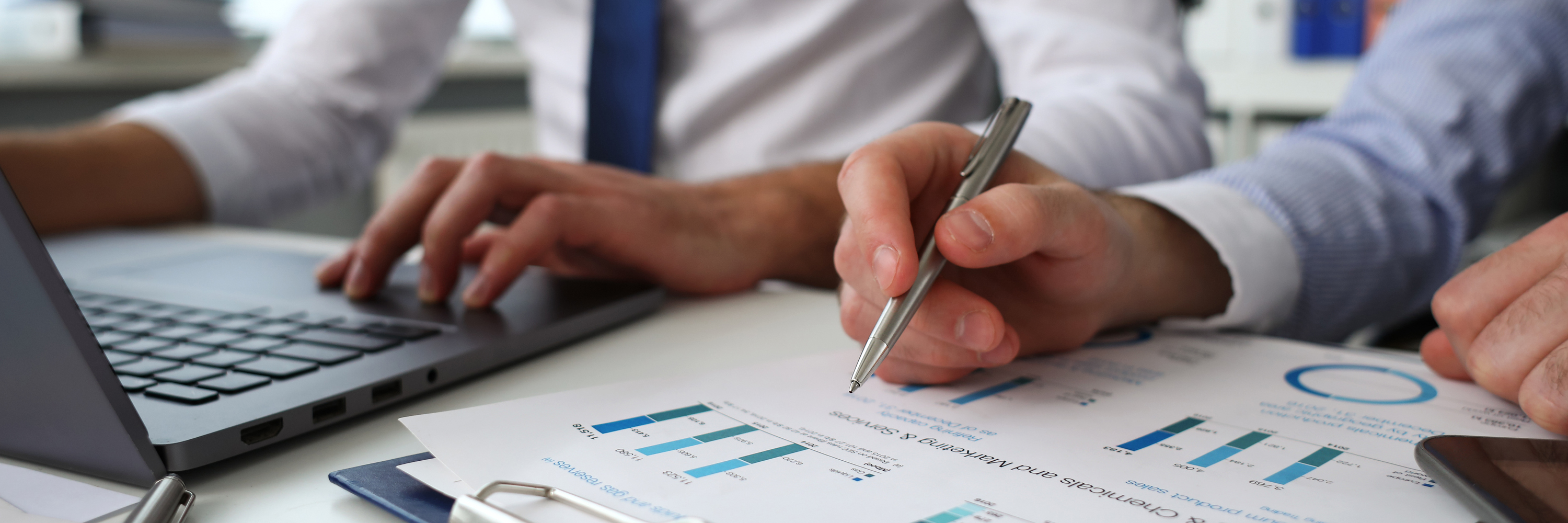 Financial and commercial deal analysis environment