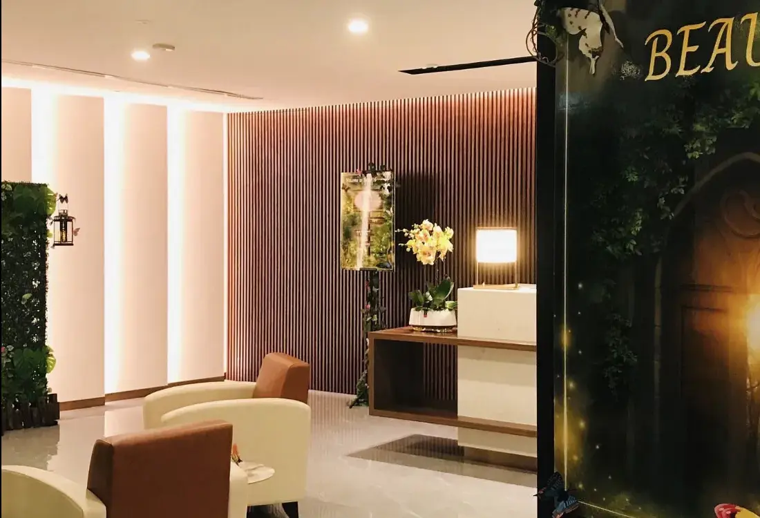 Atos Wellness reception lounge