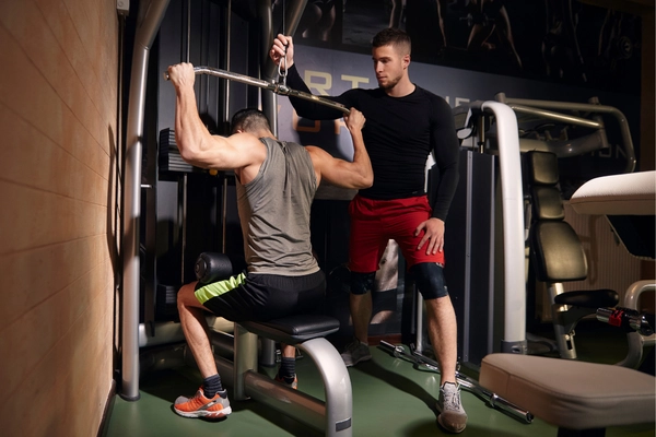 Fitness Apps Versus Coaching Systems Fitness Apps Versus Coaching Systems