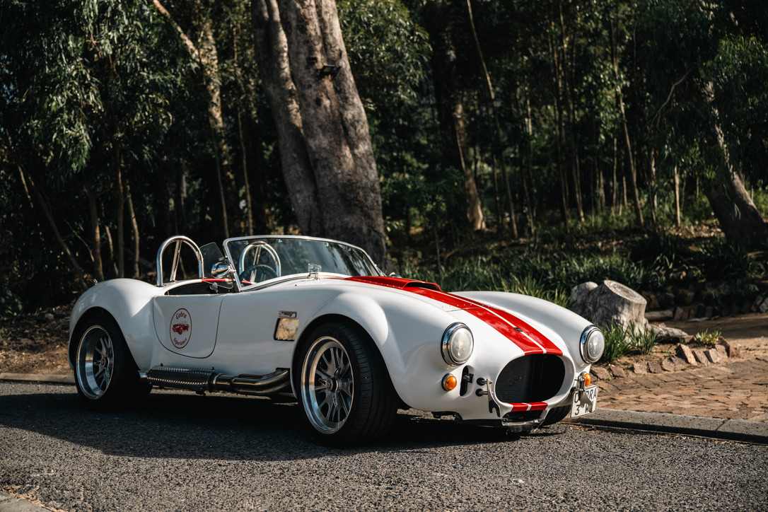 White - Red Stripes